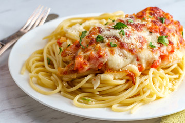 Italian Bruschetta Chicken Spaghetti - 262356109