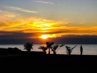 Fototapeta na wymiar Beautiful sunrise in Italy over the sea