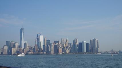 Fototapeta na wymiar NYC from the Harbor