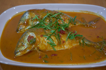 Choo chee Pla Too (Mackerel in thai red curry sauce)