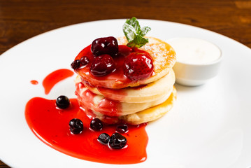 pancakes with berry sauce