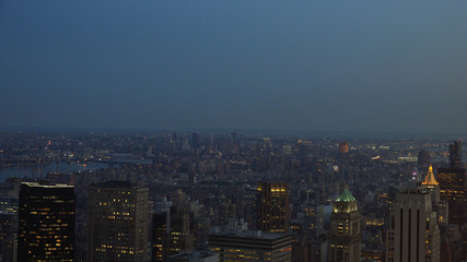 Obraz premium New York, Usa:Aerial view of Manhattan midtown and downtown skyscrapers ar sunset and dusk time