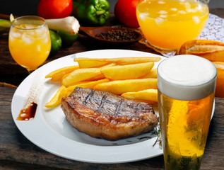 Steak with fries
