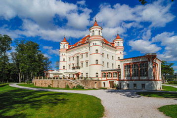 The Valley of Palaces and Garden - Dolina Palacow i Ogrodow - Palace in Wojanow, Schloss Schildau