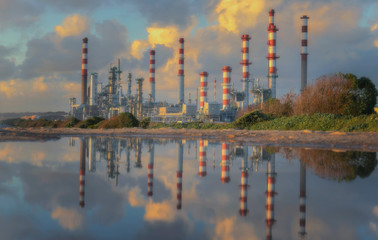 Obraz premium Refinery in Porto, Portugal