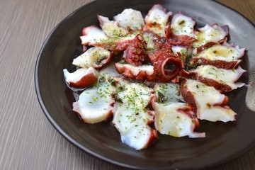 タコのカルパッチョ