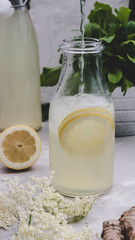 Holunderblütengetrank