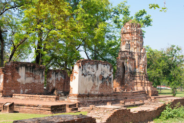 Naklejka premium Ayutthaya, Thailand - Apr 10 2018: WAT MAHATHAT in Ayutthaya, Thailand. It is part of the World Heritage Site - Historic City of Ayutthaya.
