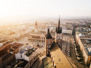 Kraków Bazylika Mariacka i Sukiennice Panorama z powietrza - Zachód Słońca - obrazy, fototapety, plakaty