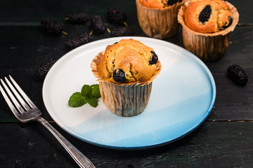 Mulberry muffin cake