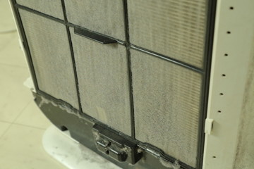 空気清浄機　フィルターのほこり