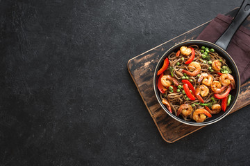 Stir fried shrimp soba