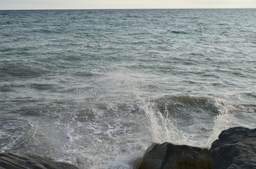 только тишина...