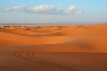 Fototapeta na wymiar pustynia, Sahara Zachodnia, Maroko