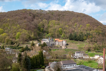 Fototapeta na wymiar Schloss Brohleck am Tor zum Brohltal