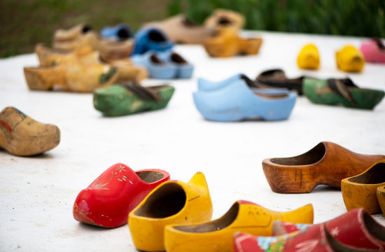 Gang of Clogs