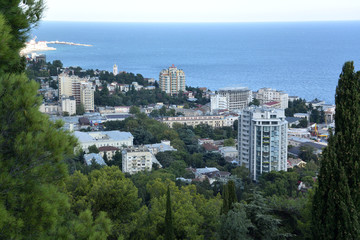Fototapeta premium View of the city of Yalta from the cable car cabin