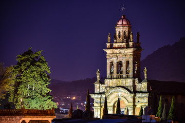 Fototapeta na wymiar Church in Patzcuaro