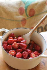 いちごジャム作り