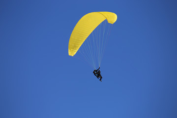 Gleitschirmflieger Tandemflug