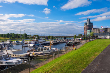 Dr Jachthafen von Roermond/NL