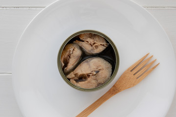 鯖の缶詰