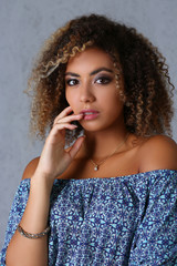 Obraz premium Joyful girl smiling