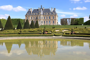 Obraz premium Sceaux Castle in Parc de Sceaux - Ile de France - Paris Region - France