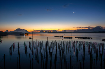 Fototapeta na wymiar Landscape of Fisherman village in the morning light