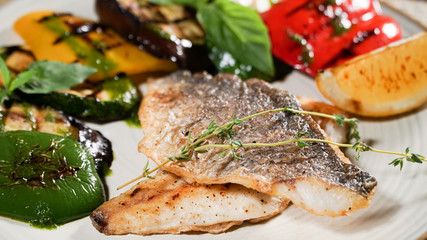 Fried fish with vegetables