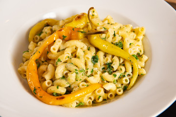 Nudel mit Pfefferoni und Käse