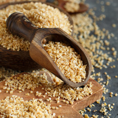 Dry bulgur wheat grains