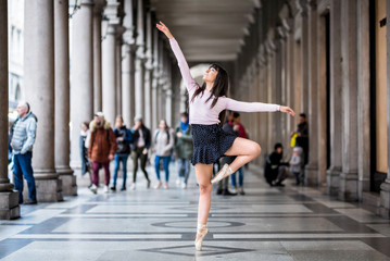 Ballerina torino
