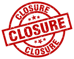 closure round red grunge stamp