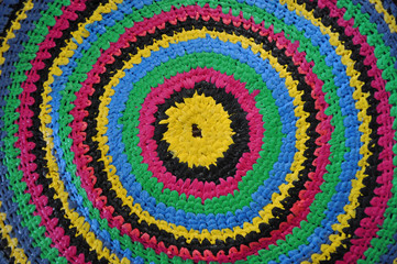  Home round mat woven from plastic film ribbons