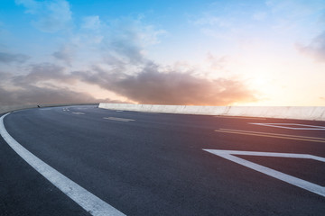 Fototapeta premium Road and Sky Landscape..