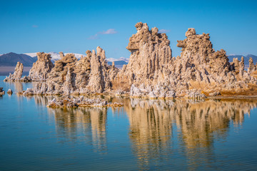 Mono Lake with its amazing Tufa towers - travel photography