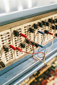 analogue,computer,Chi-Fi,information,retro,hardware,electronics,wire