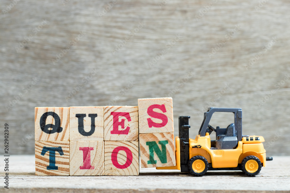 Sticker Toy forklift hold letter block s,n to complete word question on wood background