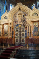 Fototapeta na wymiar interior of the church, cathedral resurrection of the christ marker, Saint-Petersburg, Russia