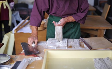日本の蕎麦打ち職人