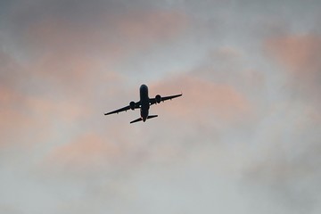 Fototapeta na wymiar Airplane against the sky