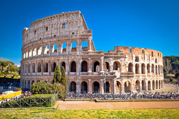 Fototapeta na wymiar Colosseum of Rome scenic view