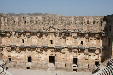 Fototapeta premium ruins of roman forum in turkey