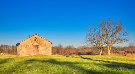 Obraz premium Old Stone Barn