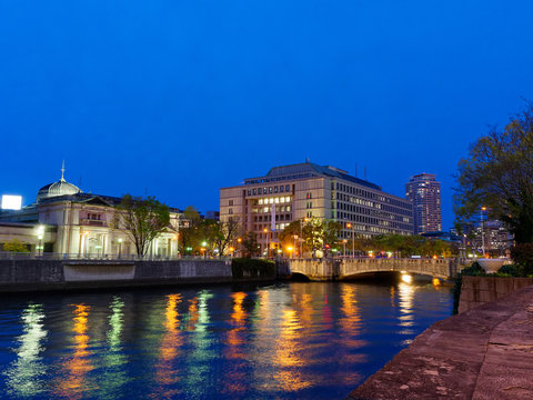 日銀大阪支店」の写真素材 | 77件の無料イラスト画像 | Adobe Stock