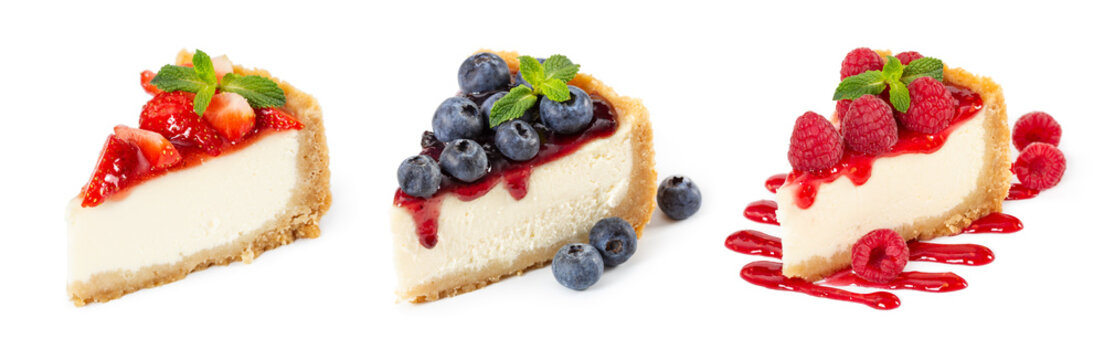 Set of cheesecakes with fresh berries and mint