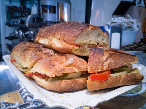 Pane cuneato siciliano