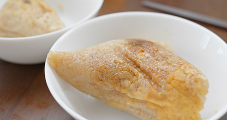 Steamed sticky rice dumpling