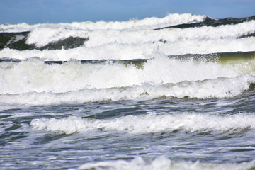 Morze Bałtyckie - storm - fale - obrazy, fototapety, plakaty